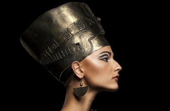 Repere din istoria cosmeticii din antichitate în prezent